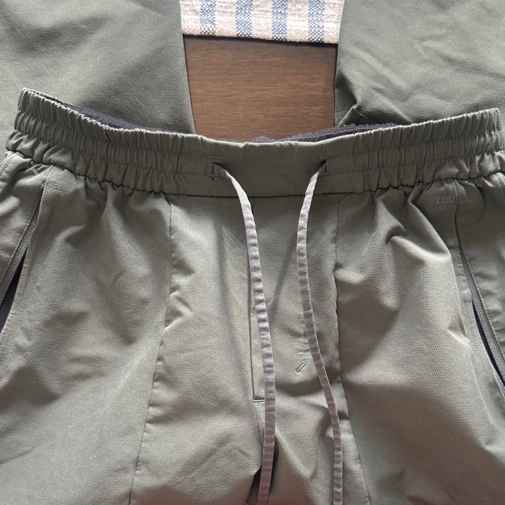 Lululemon Licensed to Train Jogger - Picture 7 of 13